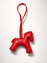Load image into Gallery viewer, Horse Bag Charm