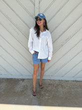 Load image into Gallery viewer, White Button Up Stripe Top