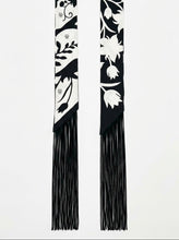 Load image into Gallery viewer, Flower Print Fringe Twilly